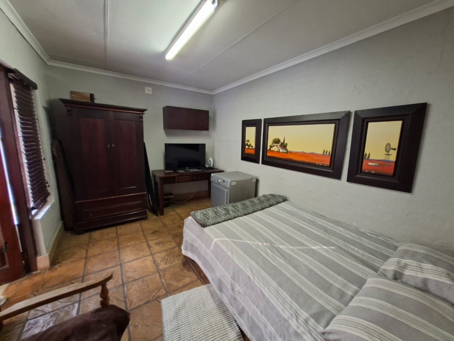 4 Bedroom Property for Sale in Waterval East North West